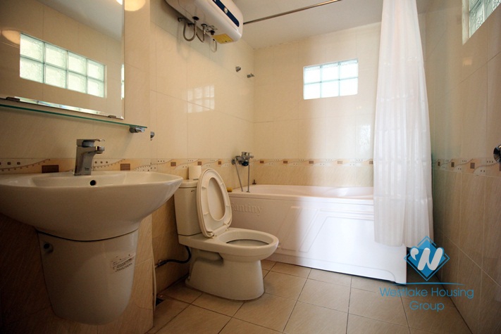 One bedroom apartment with free cleaning service for rent in Doi Can str.
